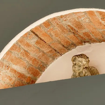 Lägenhet Raffaella In Center