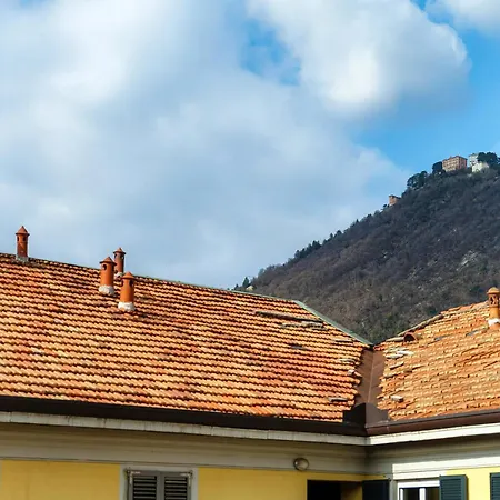 Raffaella In Center *